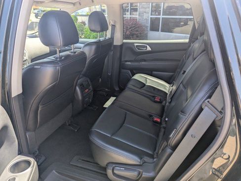 Used 2020 Nissan Pathfinder SL w/ Cargo Package AWD/4WD image 28