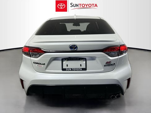 Used 2024 Toyota Corolla SE FWD image 5