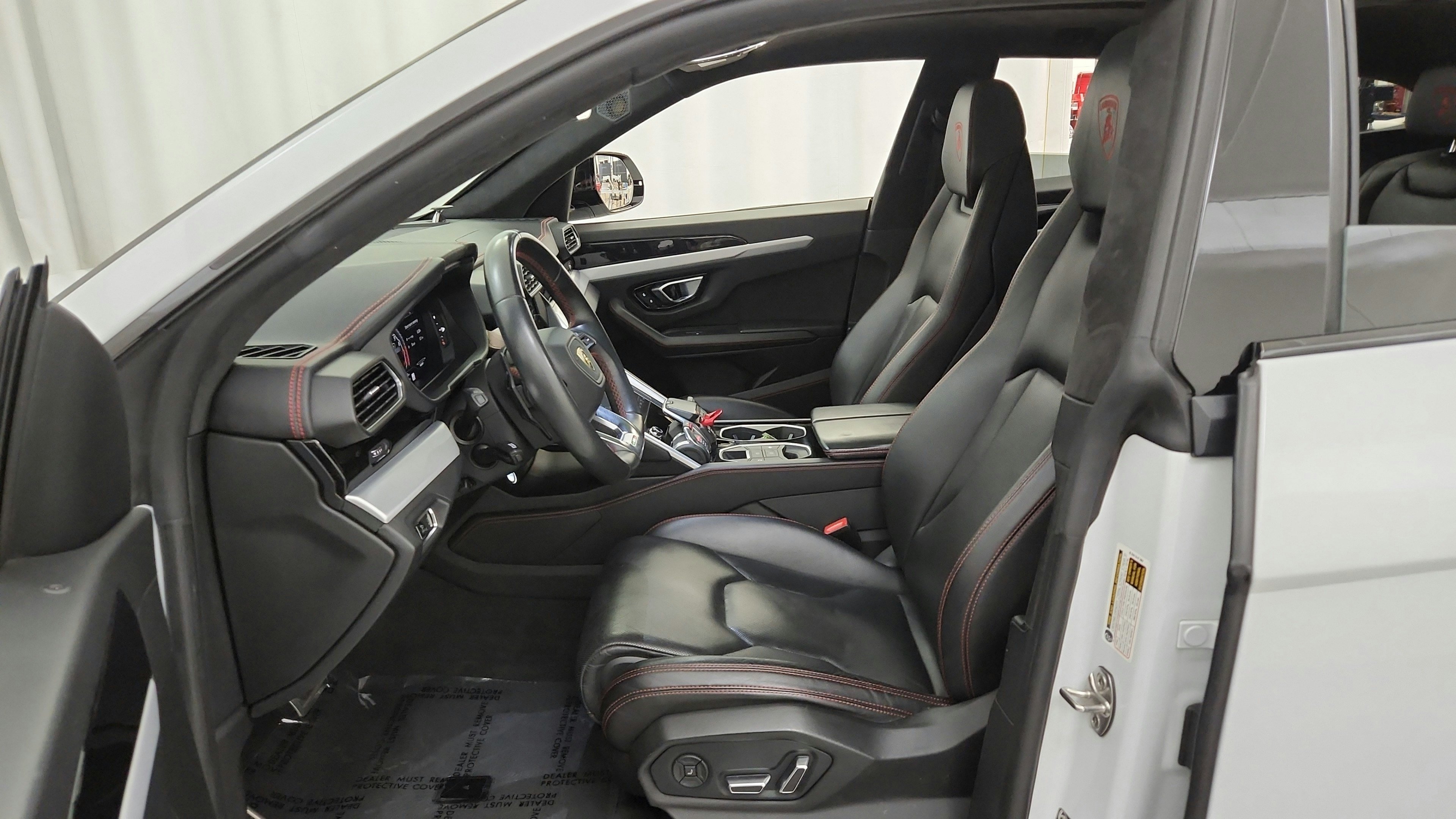 Used 2023 Lamborghini Urus S AWD/4WD image 18