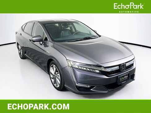 Used 2018 Honda Clarity Plug-In Hybrid image 1