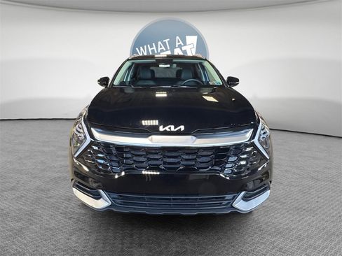 Certified 2024 Kia Sportage EX image 9
