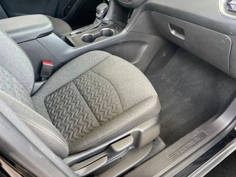 Used 2024 Chevrolet Equinox LT FWD image 21