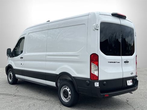 New 2026 Ford Transit 250 148 Medium Roof w/ Load Area Protection Package image 23