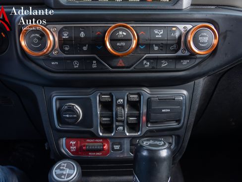 Used 2018 Jeep Wrangler Unlimited Rubicon AWD/4WD image 21