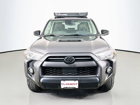 Used 2021 Toyota 4Runner Venture AWD/4WD image 3