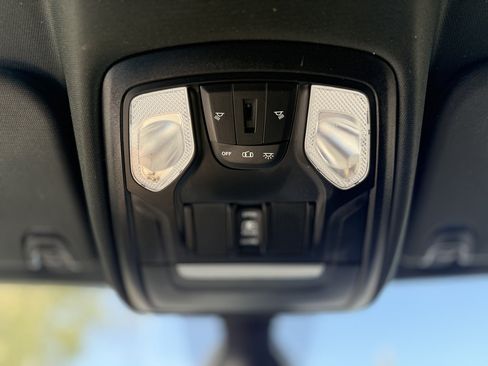 Used 2021 RAM 1500 Big Horn AWD/4WD image 40