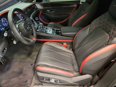 Used 2022 Bentley Continental GT Speed image 12