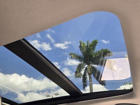 Used 2023 Honda Pilot Elite image 21