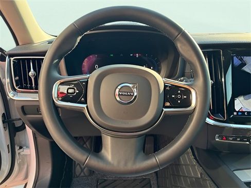 Used 2024 Volvo V60 B5 Cross Country Ultimate w/ Protection Package Premier image 22