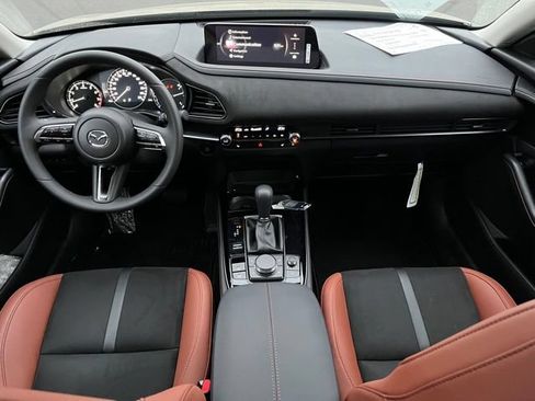 New 2024 MAZDA CX-30 Carbon AWD/4WD image 13