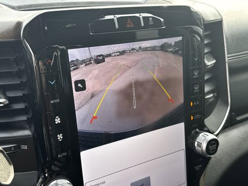 Used 2024 RAM 2500 Laramie image 19