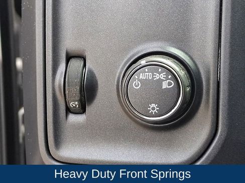 Used 2015 Chevrolet Silverado 1500 W/T w/ WT Convenience Package AWD/4WD image 8