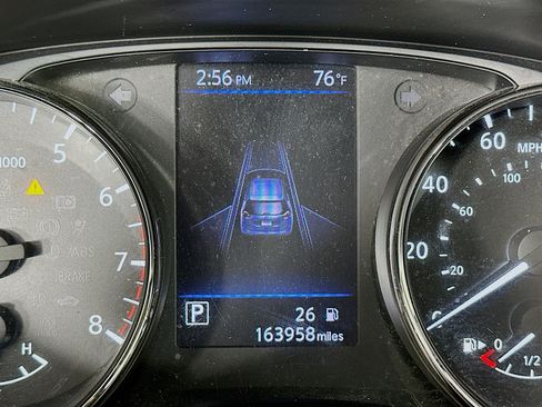 Used 2020 Nissan Rogue SV FWD image 19