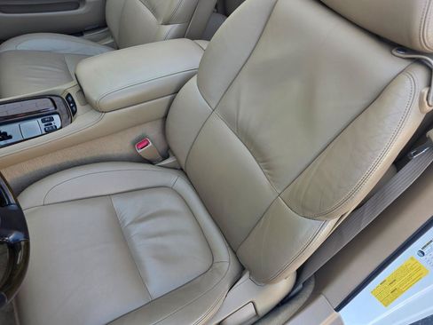 Used 2008 Lexus SC 430 Convertible RWD image 39