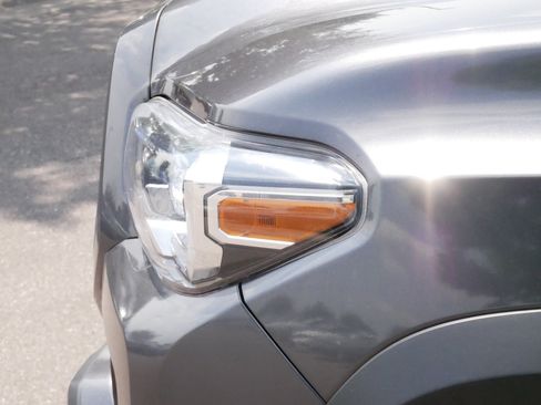 Used 2023 Toyota Tacoma TRD Off-Road AWD/4WD image 16