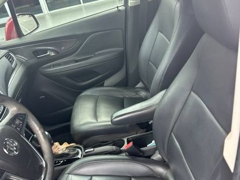 Certified 2018 Buick Encore Essence w/ Experience Buick Package FWD image 3