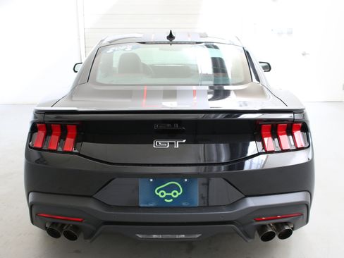 Used 2025 Ford Mustang GT Premium RWD image 5