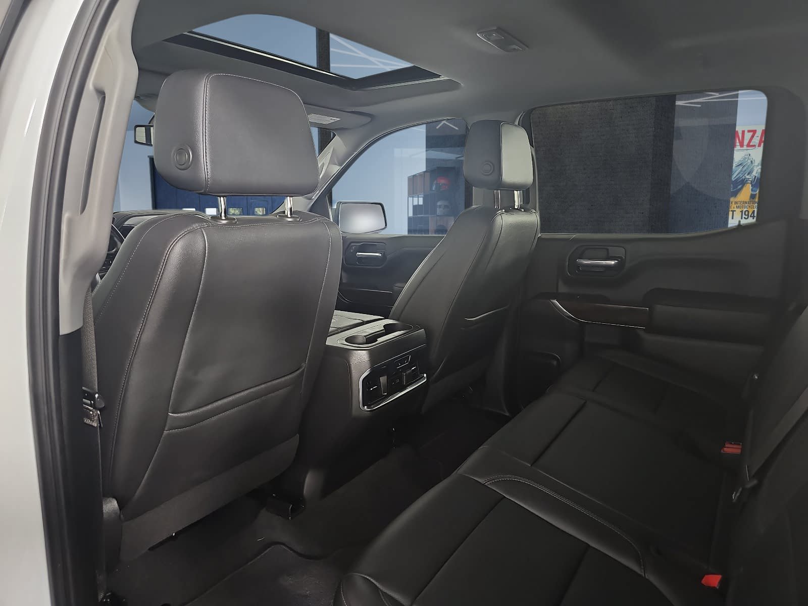 Used 2021 GMC Sierra 1500 SLT w/ SLT Premium Package AWD/4WD image 19