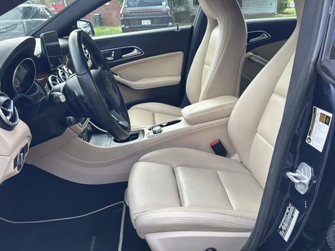 Used 2017 Mercedes-Benz CLA 250 4MATIC image 10
