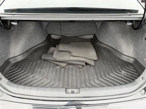 Used 2016 Honda Accord Touring image 15