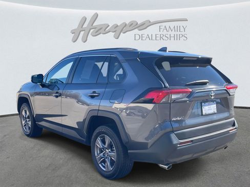 Used 2024 Toyota RAV4 XLE image 32