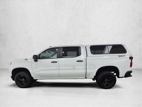 Used 2021 Chevrolet Silverado 1500 LT Trail Boss w/ Bed Protection Package AWD/4WD image 9