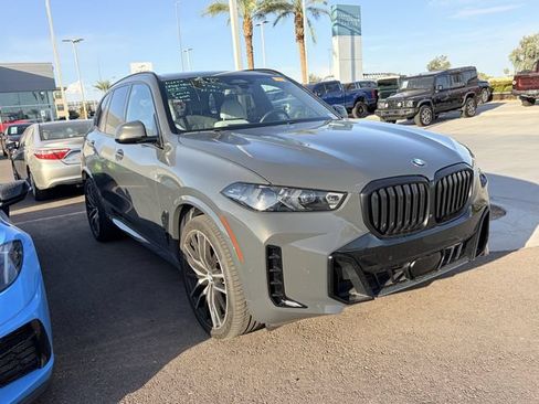 Used 2024 BMW X5 xDrive40i w/ M Sport Package AWD/4WD image 3