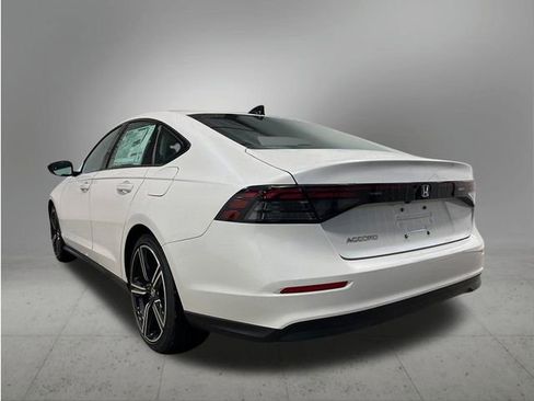 New 2026 Honda Accord SE image 3