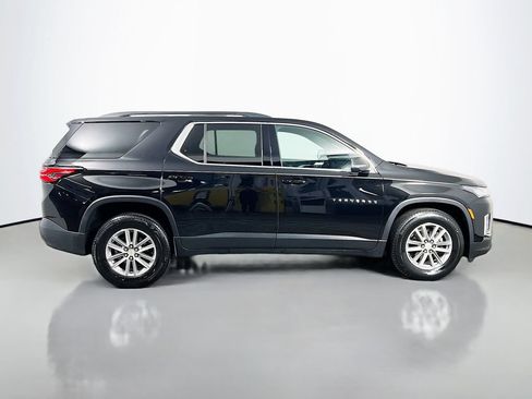 Used 2023 Chevrolet Traverse LT AWD/4WD image 4