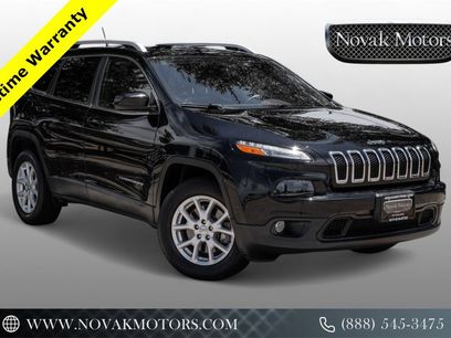 Used 2017 Jeep Cherokee Latitude w/ Comfort/Convenience Group