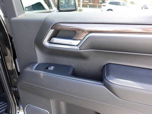 Used 2023 Chevrolet Silverado 1500 LT AWD/4WD image 26