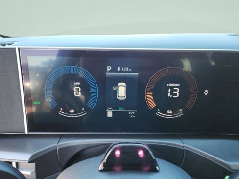 New 2026 Hyundai Santa Fe SEL FWD image 7