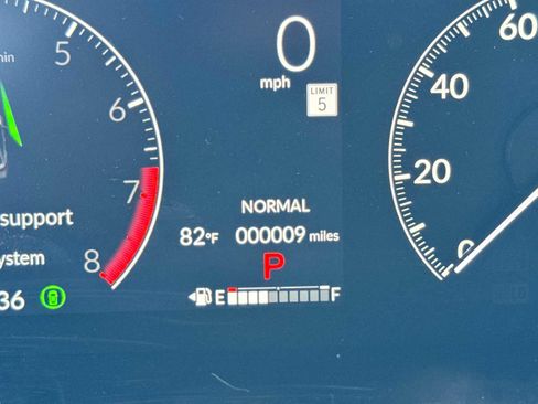 New 2026 Honda HR-V LX image 10