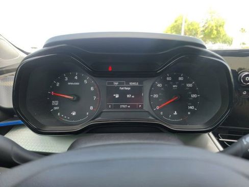 Used 2025 Chevrolet Trax LS w/ Driver Confidence Package FWD image 22
