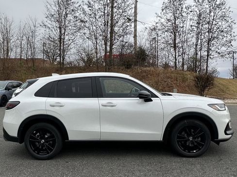 New 2026 Honda HR-V Sport image 6