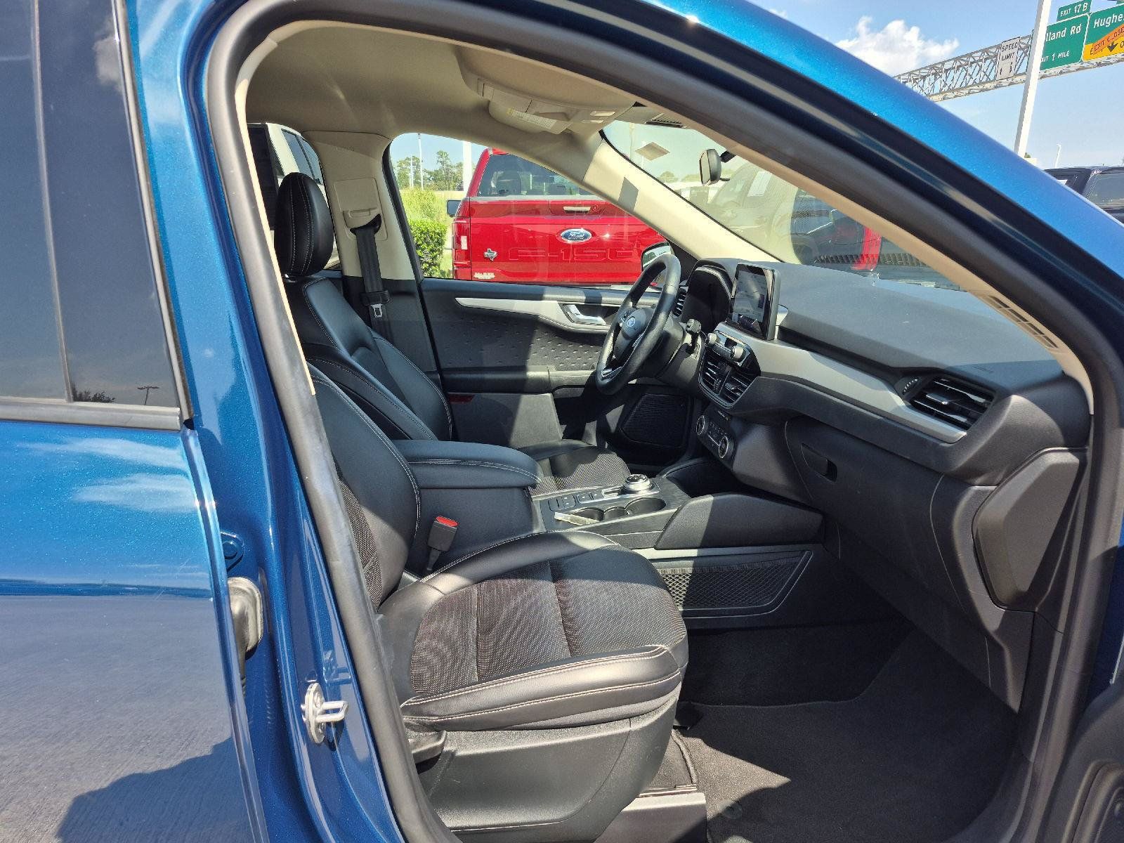 Used 2020 Ford Escape SEL FWD image 10
