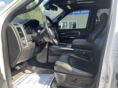 Used 2016 RAM 2500 Limited AWD/4WD image 17