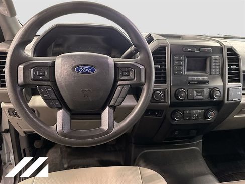 Used 2022 Ford F250 XL w/ Power Equipment Group image 22