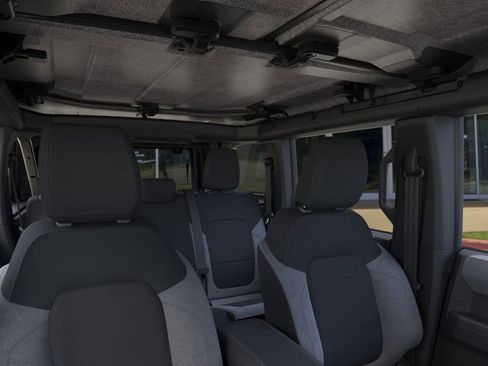 New 2025 Ford Bronco 4-Door image 12