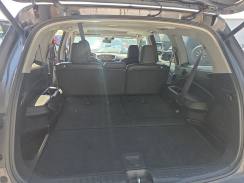Used 2021 Honda Pilot EX-L image 11