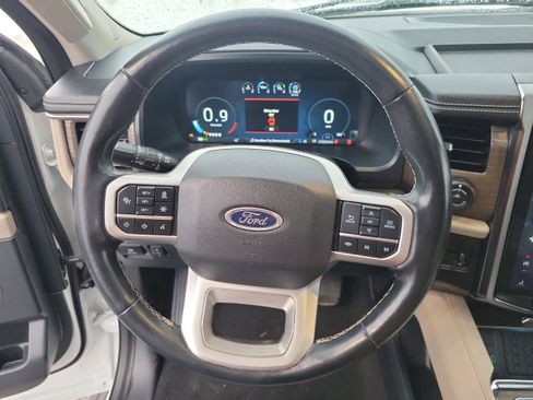 Certified 2023 Ford Expedition Limited image 22