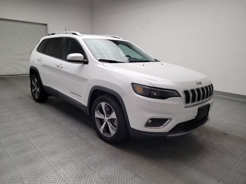 Used 2019 Jeep Cherokee Limited image 13