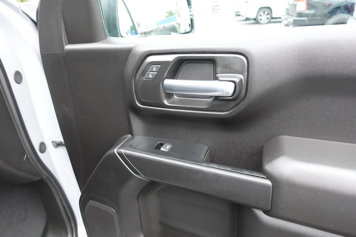 Used 2024 GMC Sierra 1500 Pro w/ Graphite Edition AWD/4WD image 32