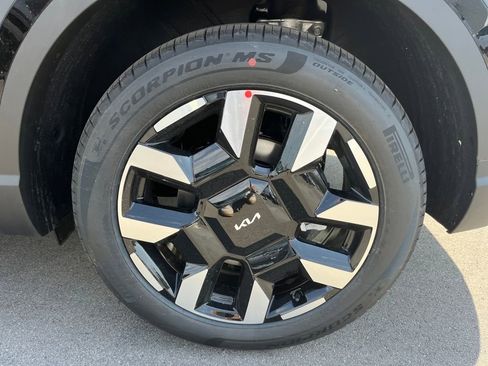 New 2027 Kia Telluride S image 10