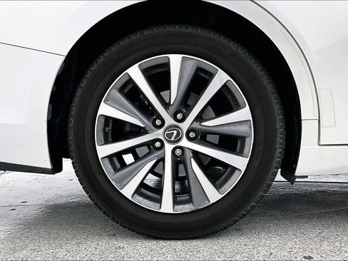 Used 2021 Lexus ES 350 w/ Premium Package FWD image 10