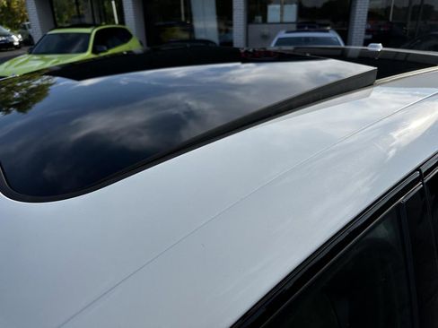 Used 2018 Porsche Cayenne Platinum Edition w/ Premium Package image 17