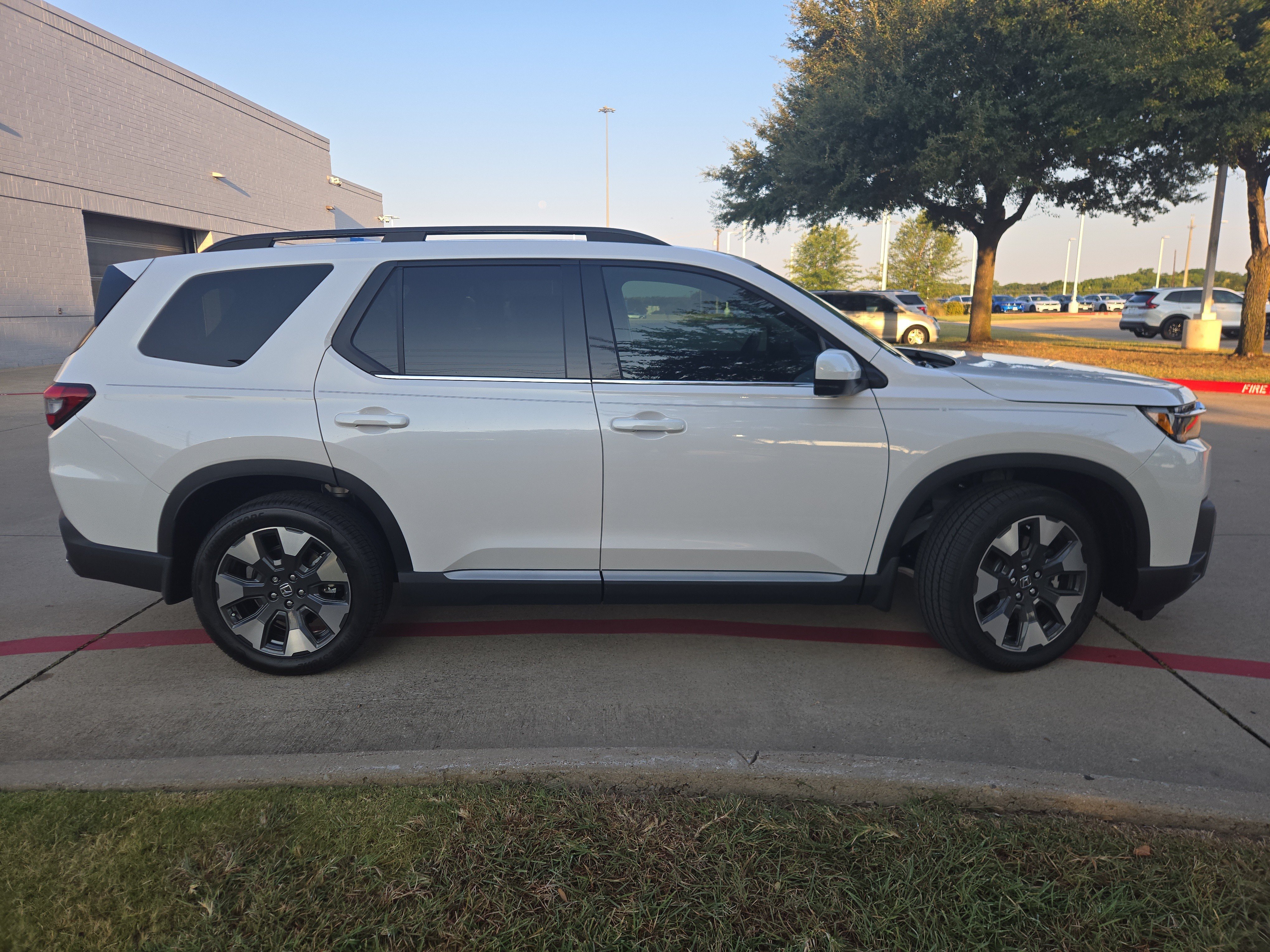 New 2026 Honda Pilot Elite image 10