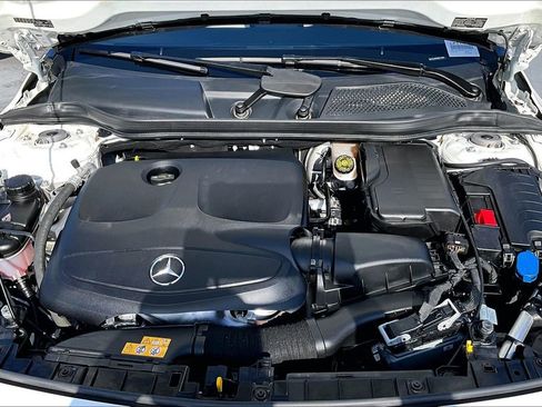 Used 2019 Mercedes-Benz GLA 250 GLA 250 w/ Premium Package image 28