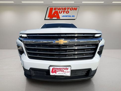 Used 2025 Chevrolet Traverse LT image 30