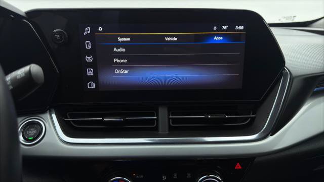 Used 2025 Chevrolet Trax LT w/ LT Convenience Package FWD image 38